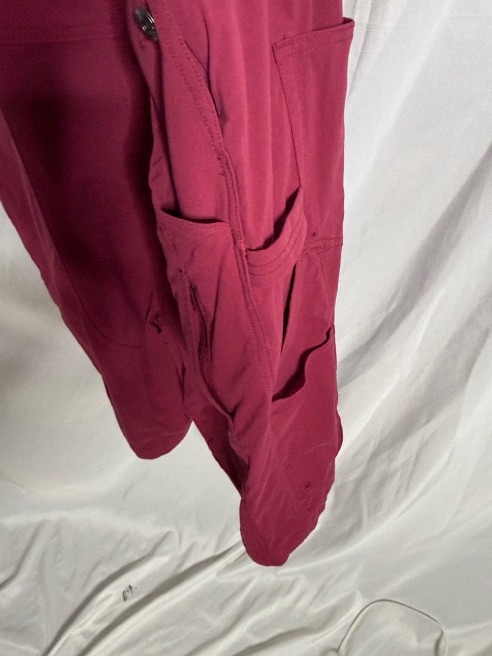 Duluth Trading Co Wine heirloom gardening Short Overalls - Picture 4 of 15